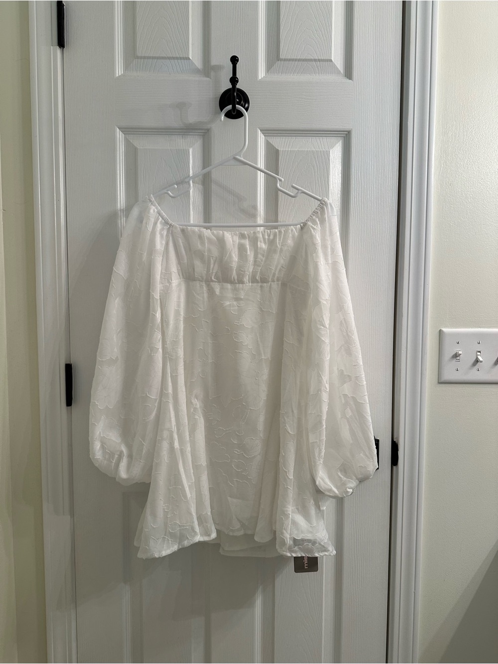 Missguided White Off-Shoulder Dress - Size Small